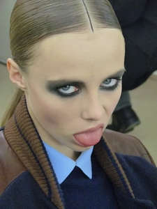 chanelbackstagess11_ediecampbell2.jpg~original.jpeg