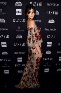 Kendall+Jenner+Harper+Bazaar+Celebrates+ICONS+KZk6pZyXo_mx.jpg