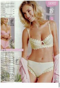 57d5d8ee6d642_RuthFradgley-3Suisses.thumb.jpg.0fc43ec69e48978d09955afc5fff5259.jpg