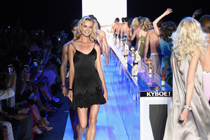 KYBOE+Runway+September+2016+New+York+Fashion+mQi8fpkWm3El.jpg