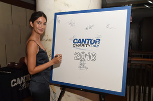 Lily+Aldridge+Annual+Charity+Day+Hosted+Cantor+kJ8yYVdH3ZQx.jpg