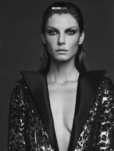 Angela Lindvall - madame figaro 4.jpg