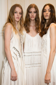 Alberta+Ferretti+Limited+Edition+Fall+2016+Backstage+lnuhE4EGMY-x.jpg