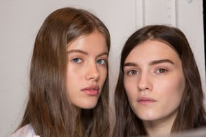 Vera+Wang+Spring+2017+Backstage+yLkXT4H8Wmgx.jpg