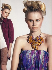 Aventura magazine (7).jpg