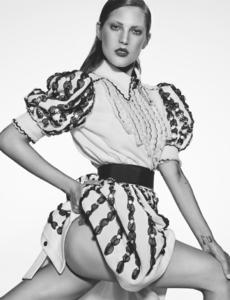 Catherine McNeil by Donna Trope,2015 (8).jpg