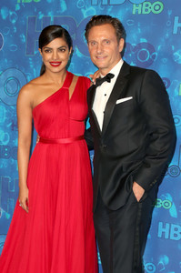 Priyanka+Chopra+HBO+Post+Emmy+Awards+Reception+0qkEFi-4HTFx.jpg