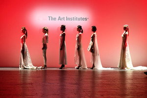 Art+Institutes+Runway+September+2016+New+York+HUPX_9eQgDwl.jpg