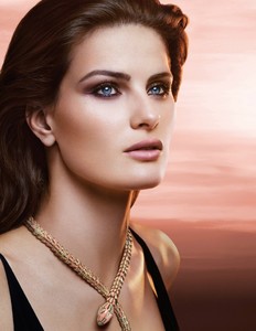 Bulgari-Goldea-Rose-Fragrance-Ph-Mert-Alas-and-Marcus-Piggott-Isabeli-Fontana-Women-Management-NYC-1-795x1024.jpg