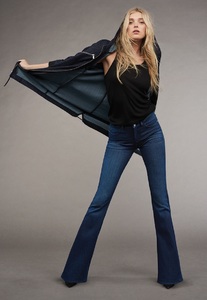 Elsa-Hosk-2016-Mavi-Fall-Winter-Catalogue-014.jpg