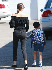 Flynn-Bloom-miranda-kerr-hepta_2586581.jpg