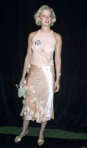 Gretchen_Mol_b223.jpg