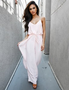 ITS-A-GIRL-THING-JUMPSUIT-542975PIN_1532x2000_636078153041746482_TM-LA-082316--00049.jpg