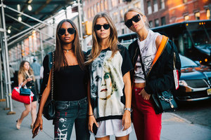 Jasmine-Tookes-Josephine-Skriver-Romee-Strijd-MJJ_7013.jpg