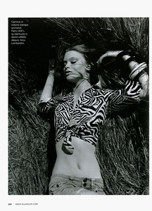 JuliaOleinic_GlamourIT_Jul2005_ClaudiaPasanisiSmith_4.jpg