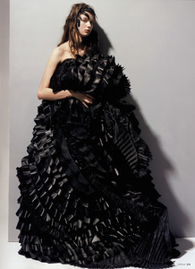 KarolinaMalinowska_LOfficielFR0303phABlommersNSchumm_02.jpg