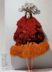 KarolinaMalinowska_LOfficielFR0303phABlommersNSchumm_07.jpg