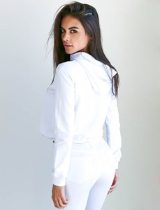 SLAY-CROPPED-JUMPER-A32116WHI_1532x2000_636059198042734000_TM-160911-LA-Apt10195.jpg