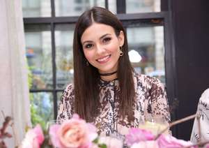 Victoria-Justice--W-Magazine-It-Girl-Luncheon--03.jpg