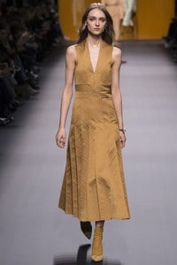 hermes-daga1.jpg