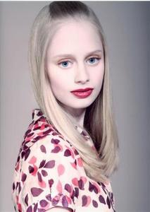 justineelmerolsenmodelsct2.jpg
