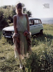 otfpdresses_bwcmjm04.JPG