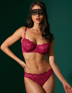 r711574-p743132-p01-front.jpg