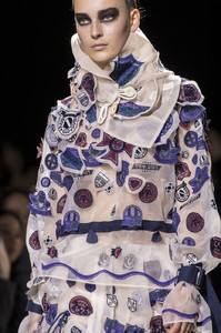 sacai_juliab1b.jpg