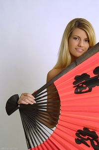 stefanie-3-f958f10a-e6d1-4486-96fb-95a2176784b5.jpg
