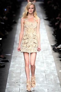 valentino.1.valentino028-r-h-2009.10.06.21.37.17.191228_hq.jpg