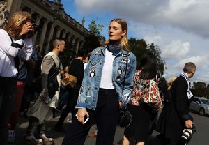 12-street-style-pfw-day-4.jpg