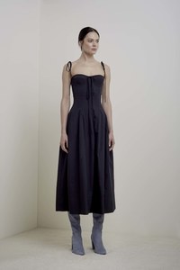 20-brock-collection-resort-17.jpg