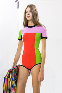Emilio+Pucci+Spring+2017+Backstage+0IyMQjvBNkWx.jpg