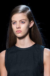 Narciso+Rodriguez+Spring+2017+Details+JyJVwVSrfgax.jpg