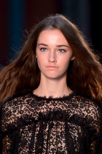 Sonia+Rykiel+Spring+2017+Details+0TX4BiVXcb4x.jpg