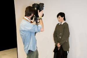 Burberry+Prorsum+Fall+2013+Backstage+DZU1ac2niz0x.jpg