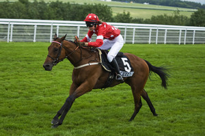 Edie+Campbell+Goodwood+Races+cPuwC0t4xBAx.jpg