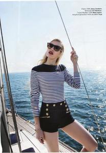 Zelie Allemoz - In magazine Grece5.jpg