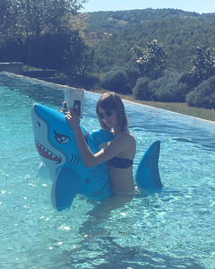 ediebcampbell_tuscany_fishing for compliments.jpg