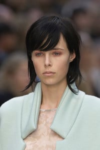 Burberry+Prorsum+Spring+2014+Details+PtpWbaDlCWgx.jpg
