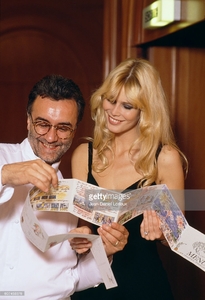 French Chef Alain Ducasse and German supermodel and actress Claudia Schiffer during the World Music Awards In Monte Carlo..jpg