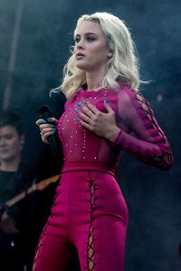 zara larsson - 20160630 (18).jpg