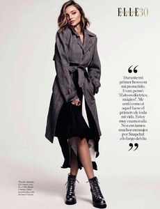 Elle November 2016 - 7.jpg