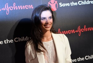 Sara+Sampaio+Save+Children+Illumination+Gala+LDMri1OXD8cl.jpg