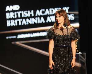 Felicity+Jones+2016+AMD+British+Academy+Britannia+R3kFUsiWzMmx.jpg