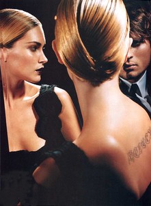 ErinWasson-BunsOfSteel-CarterSmith-b-Allure2003Nov-zob.jpg