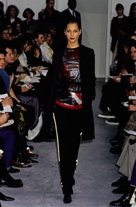 HELMUT-LANG-FALL-1994-RTW-06-CHRISTY-TURLINGTON.jpg