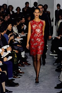 HELMUT-LANG-FALL-1994-RTW-16-CHRISTY-TURLINGTON.jpg