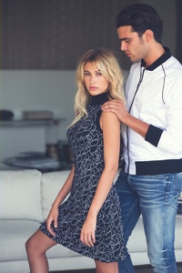 Hailey-Baldwin-Guess-Holiday-2016-Campaign07.jpg