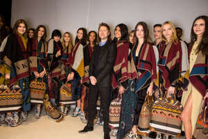 edie_burberry_fw14_fashionnetwork_580e2a77.jpg